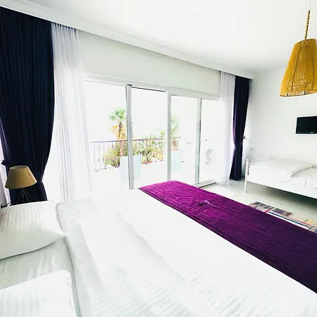 Hotell Fuda 4*